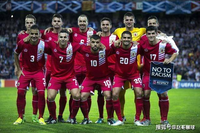 36岁威廉11场比赛1助攻遭解约 冬窗有望重返英超